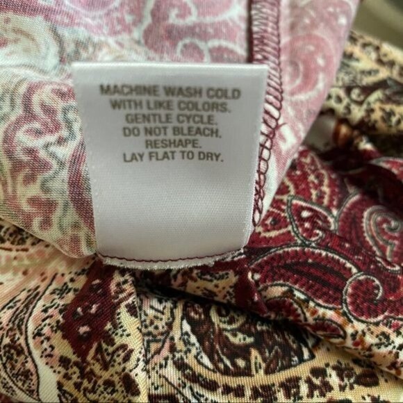 Roz & Ali Sleeveless Top with Chiffon Overlay Women's Size Medium - Picture 8 of 8